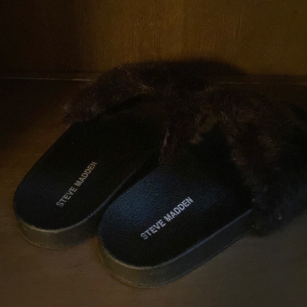 Steve Madden Fuzzy Slides - image 3